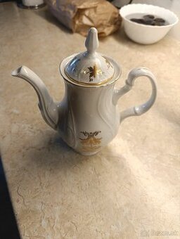 Starožitný čajník