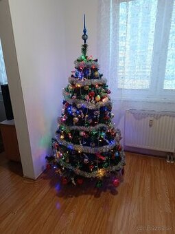 Predám vianočný stromček