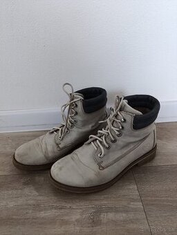 Dámske členkové topánky veľkosť 41