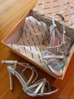 Plesové sandálky