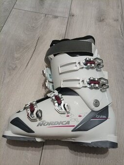 Dámske lyžiarky Nordica Cruise 55 SW