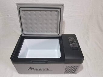 Predam kompresorovu autochladnicku, 15L, 12V, 230V