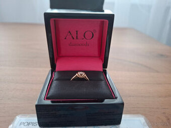 Predam zasnubny prsten s briliantom