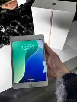 Apple iPad mini 5 (2019) - model A2133.