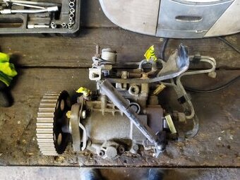 Naftové čerpadlo Bosch 1,9 D