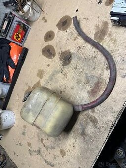 Náhradné diely veterány lada škoda