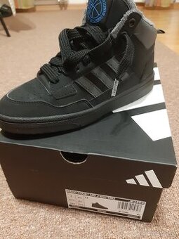 Adidas Rapid Court zimne