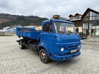 Avia A 80 L hákový nosič kontajnerov