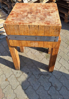 Maso klat, mäsiarsky stôl, mäsoklát