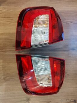 Škoda Rapid zadné svetlá