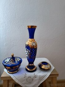 Modrá váza, cukornička, popolník - Novoborské sklo