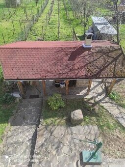 Predám murovanu 3 podlažnu chatu s vinicou a sadom