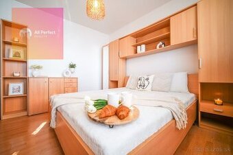 Predané 3 izbový byt s krásnymi výhľadmi na predaj v Seredi