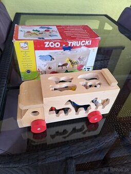 Zoo drevený kamión so zvieratkami