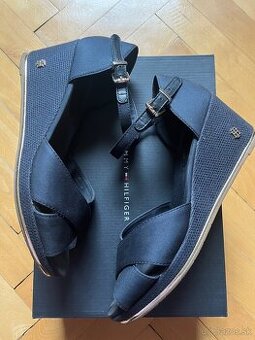 Sandále Tommy Hilfiger