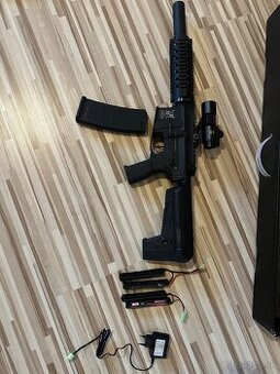 Airsoftova zbraň delta armory M4