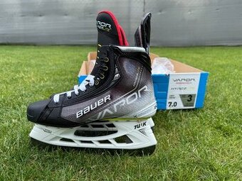 Bauer Hyperlite – nové, vel. 7 (EU 42), Fit 3