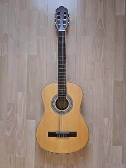 Španielska gitara pre deti vo veku 10 - 15 rokov