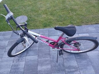 Predám dievčenský bicykel 24