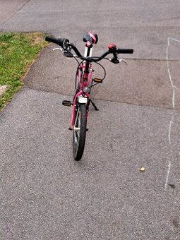 Predám dievčenský bicykel 20" kolesá