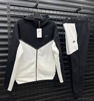 Nike tech fleece