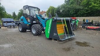 nakladač, kloubák, motor 50 Hp Kubota, 4 válce,