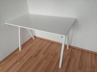 Kancelársky nábytok rôzneho druhu vo výbornom stave