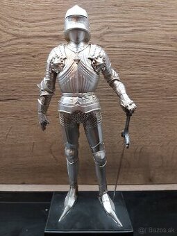 Model Rytier - v zbroji mc36100