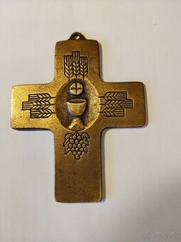 Bronzový amulet - křížek