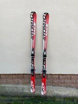 Zjazdové lyže ATOMIC  -  dĺžka 162 cm