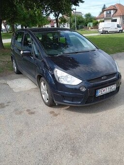 Ford Smax