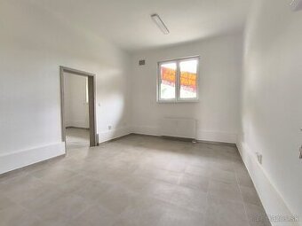Priestor vhodný pre dve ambulancie na predaj v centre obce