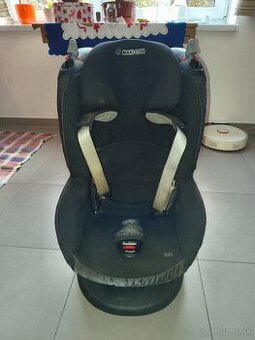 Zachovavalá autosedačka Maxi Cosi Tobi
