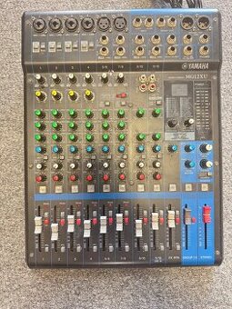 Mix pult Yamaha MG12XU