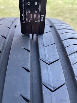 Continental 225/60 R17 V letné