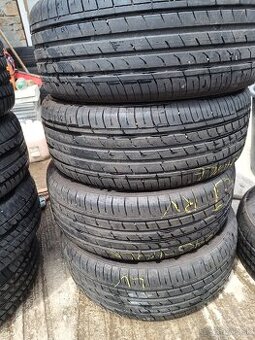 Nexen  215/55R17