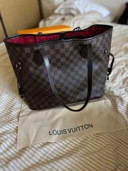 Louis Vuitton Neverfull