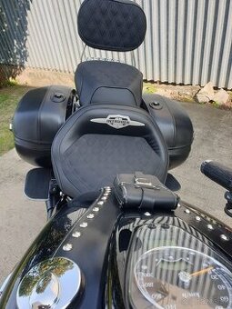 Suzuki intruder 800c
