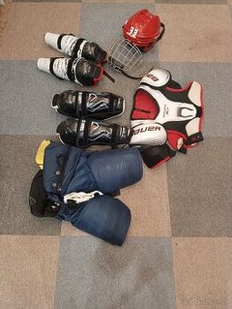 Hokejové Bauer veci