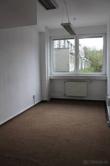 Na prenájom kancelárie s parkovaním v Žiline 12m2-89m2/9€m2