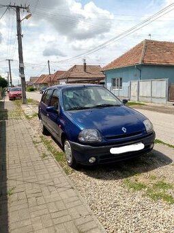Renault clio 1,4 55kw - 1