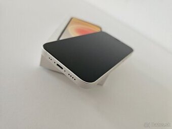 Apple iPhone 12 mini 100% batéria