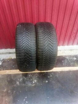 Predám 2ks zimné pneu.235/55R18 Laufen dezen 5,2mm