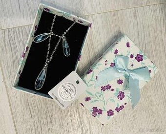 Predam damske nausnice a nahrdelnik Swarovski