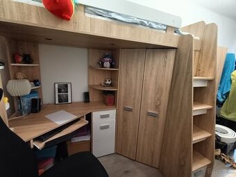 Multifunkčná poschodová posteľ