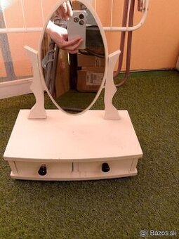 Retro toaletka,poháre rumcajs