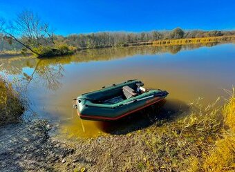 ČLN Kolibri 300 - Pevná podlaha