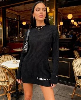 Tommy Jeans čierny rebrovaný sveter XS