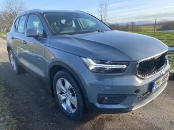 Volvo XC40 2.0d D3 MOMENTUM / nájezd 46 tis. KM