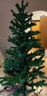 Umelý vianočný stromcek